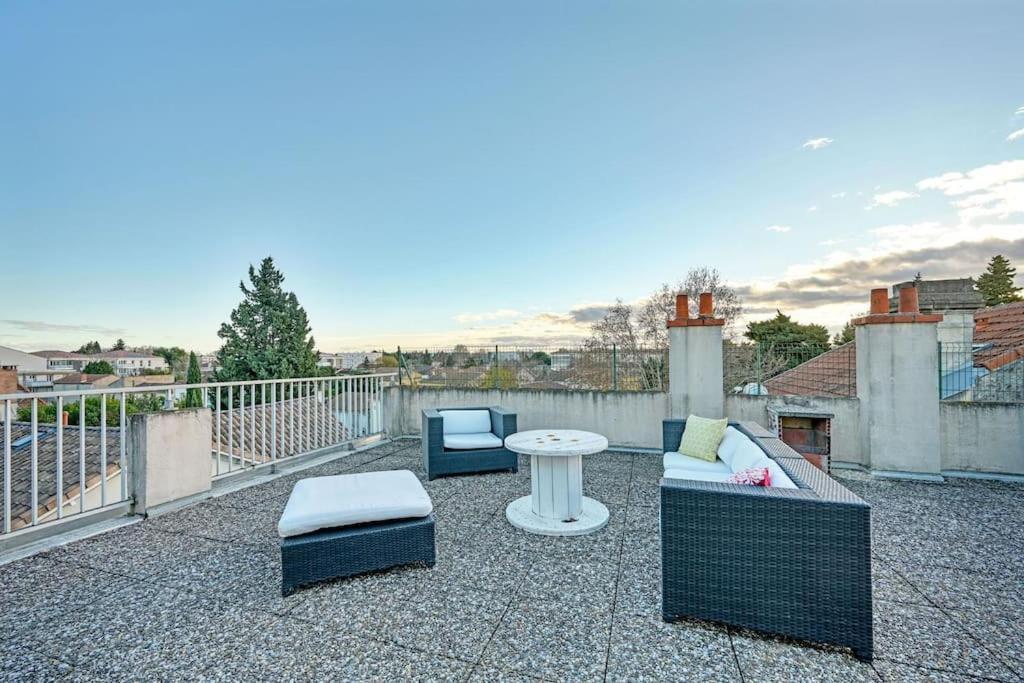 The Rooftop - Ac Clim - Wi-Fi - Parking Gratuit Dans La Rue Avignon Bagian luar foto